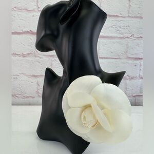 CHANEL Brooch Corsage White Camellia Flower Pin Vintage Made In France